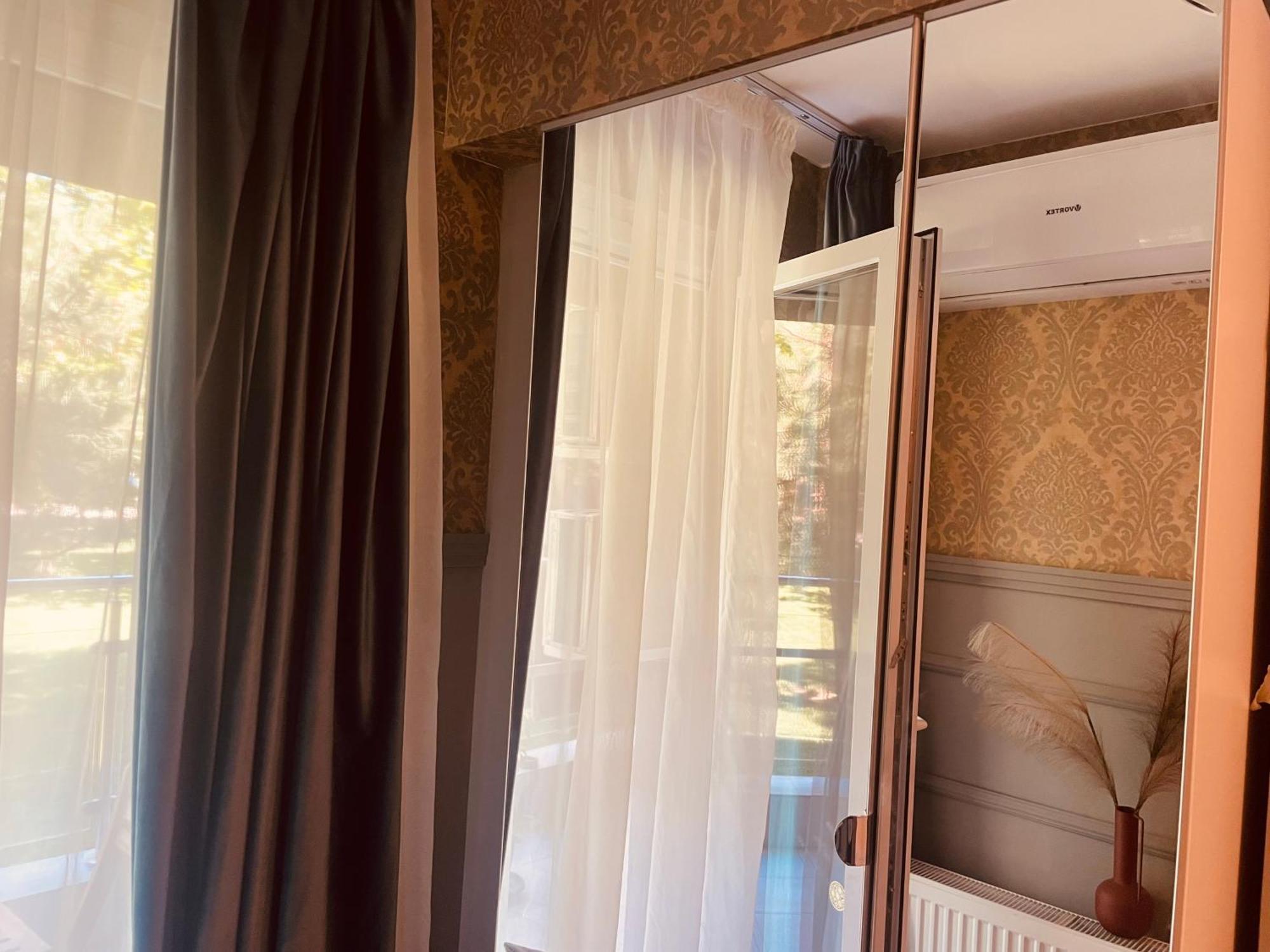 Air Residence 44 Otopeni Exterior foto